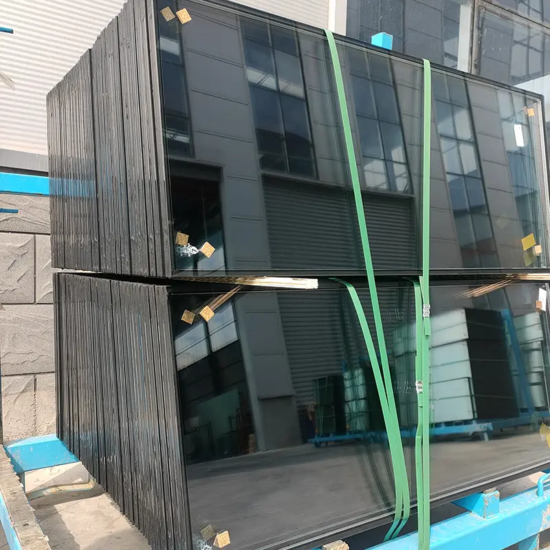 6 mm ugniai atsparus stiklas