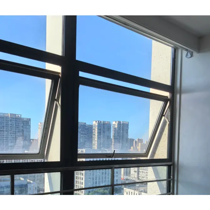 Aliuminio lydinio į išorę atsidarantys langai