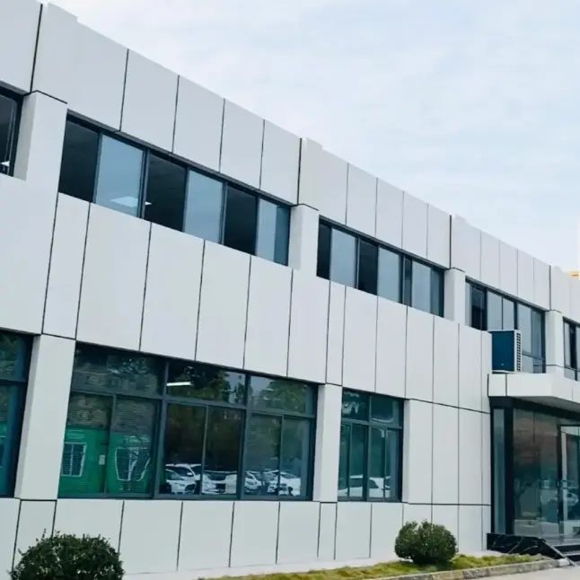 Įprastos plokščios aliuminio vienos plokštės užuolaidinės sienos